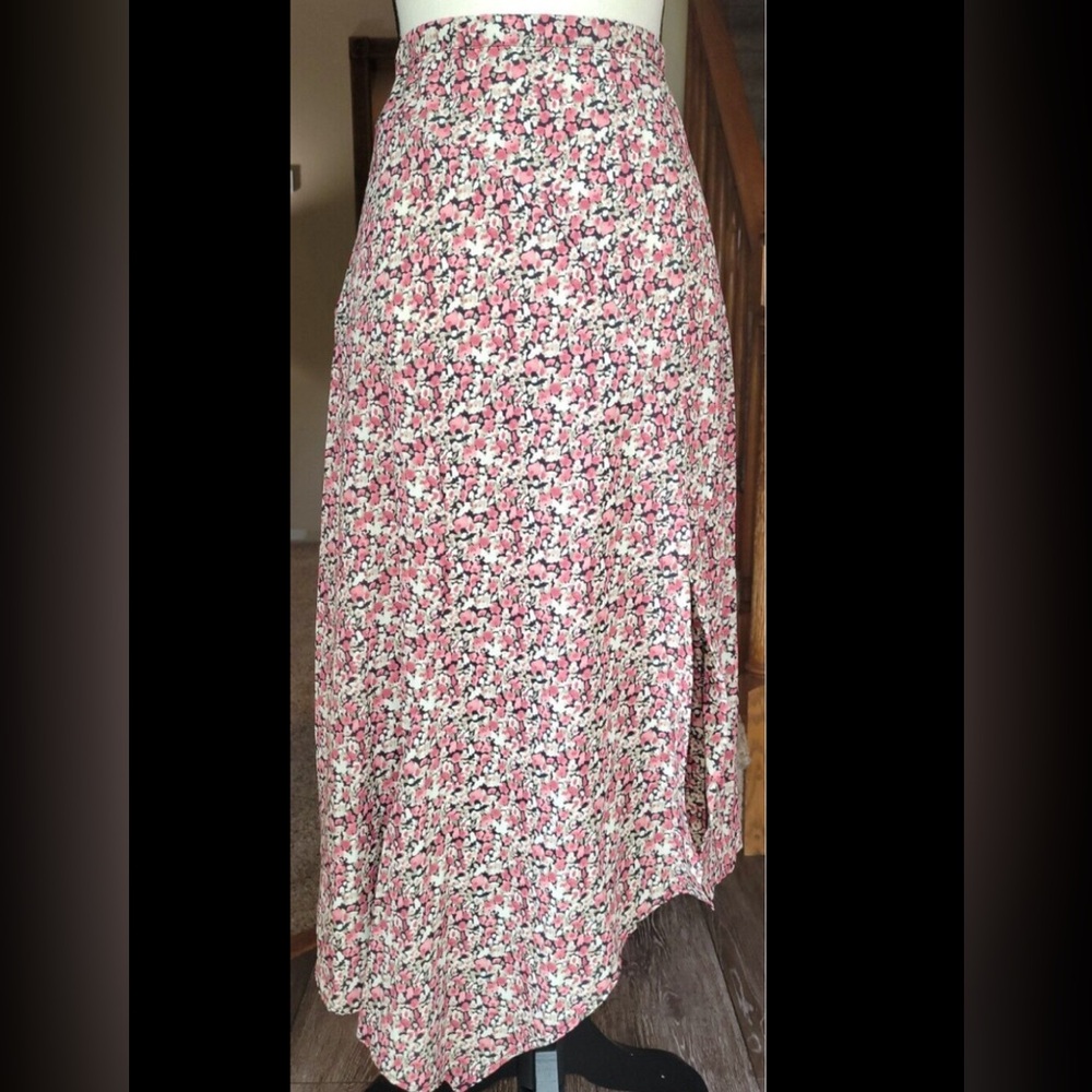NWT Lush Floral High-Low Skirt Sz. S